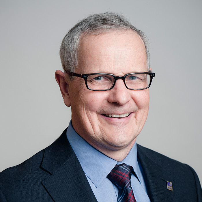 Dr. Ian MacDonald